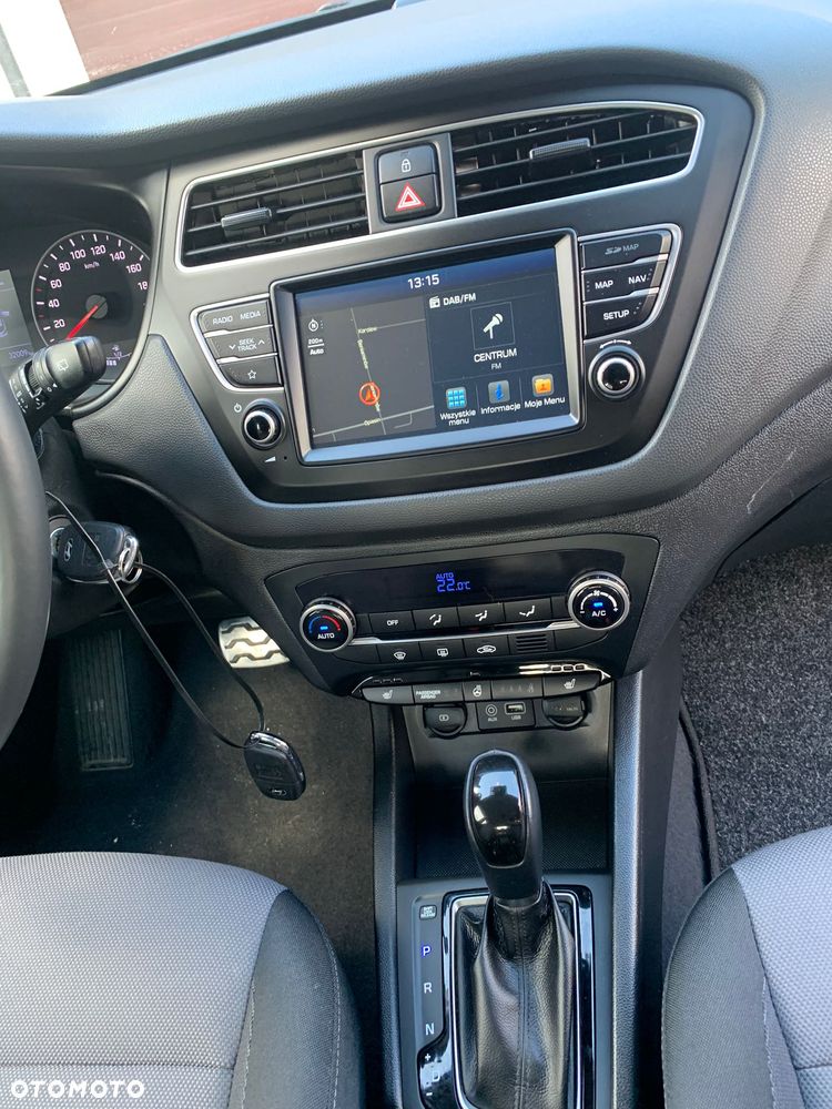 Hyundai i20 blue 1.0 T-GDI Active DCT Trend - 6