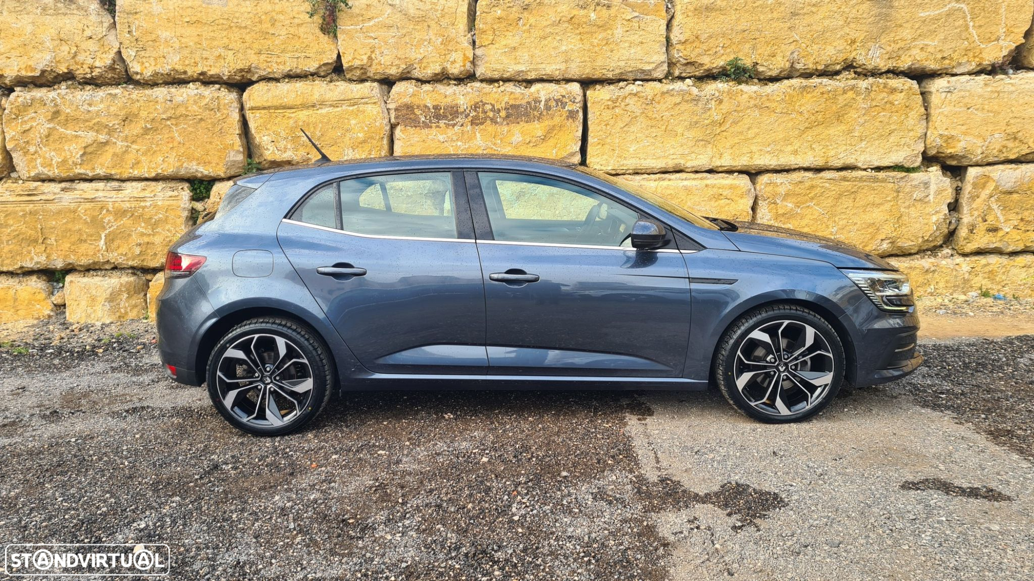 Renault Mégane 1.5 Blue dCi Intens EDC - 4