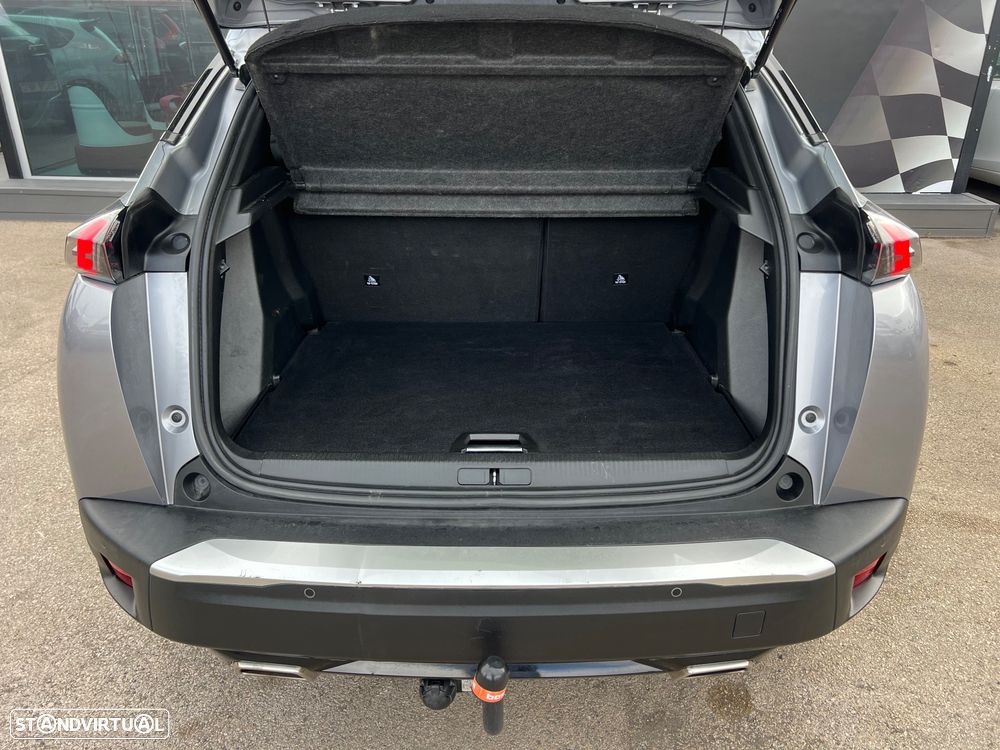 Peugeot 2008 1.2 PureTech Allure - 23