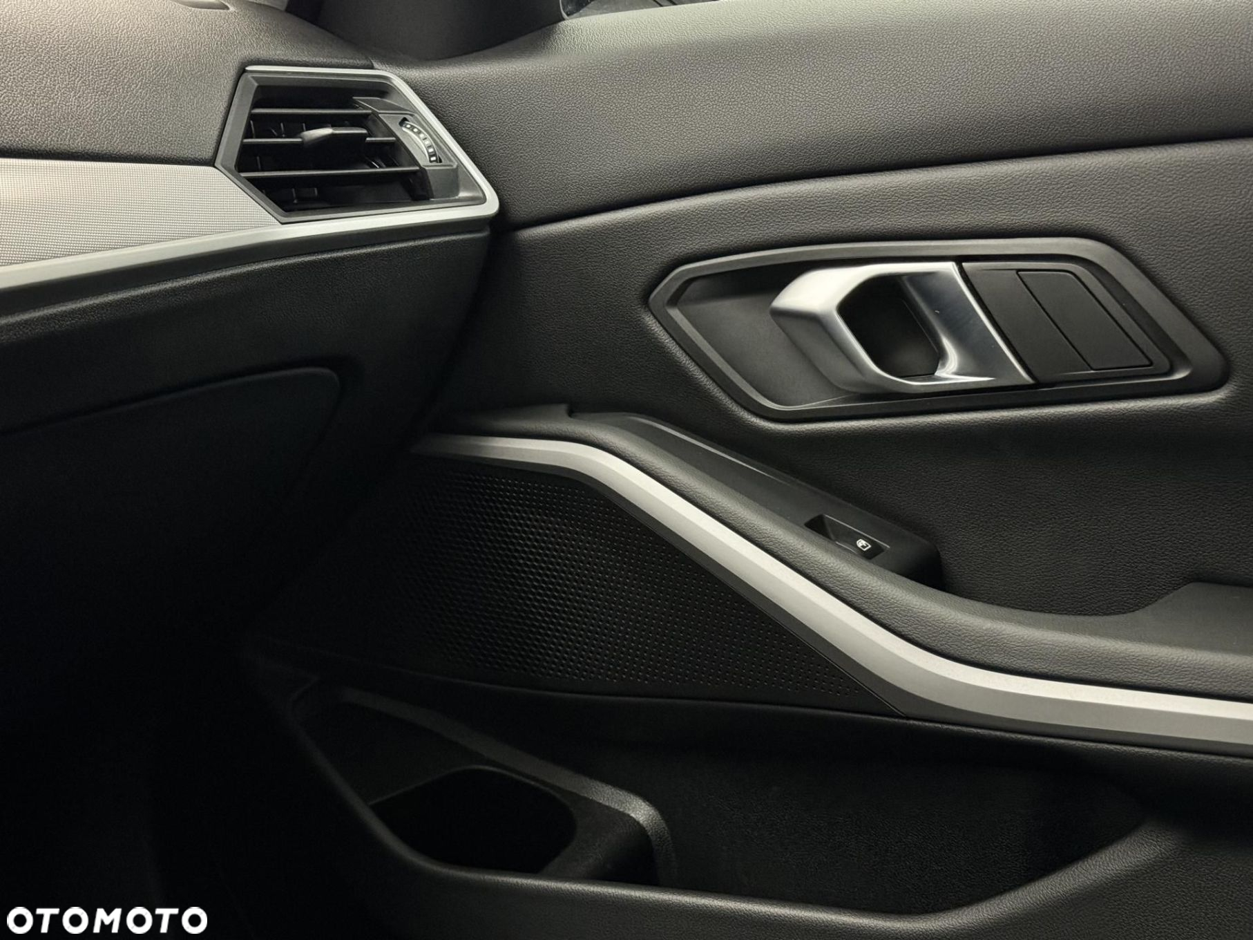 BMW Seria 3 - 21