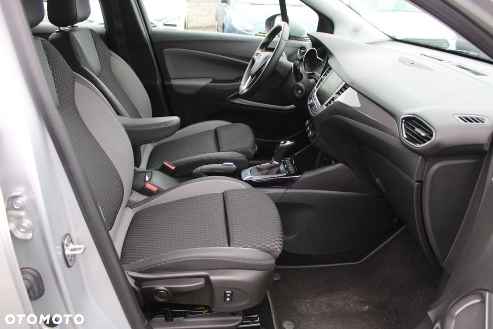 Opel Crossland X - 21