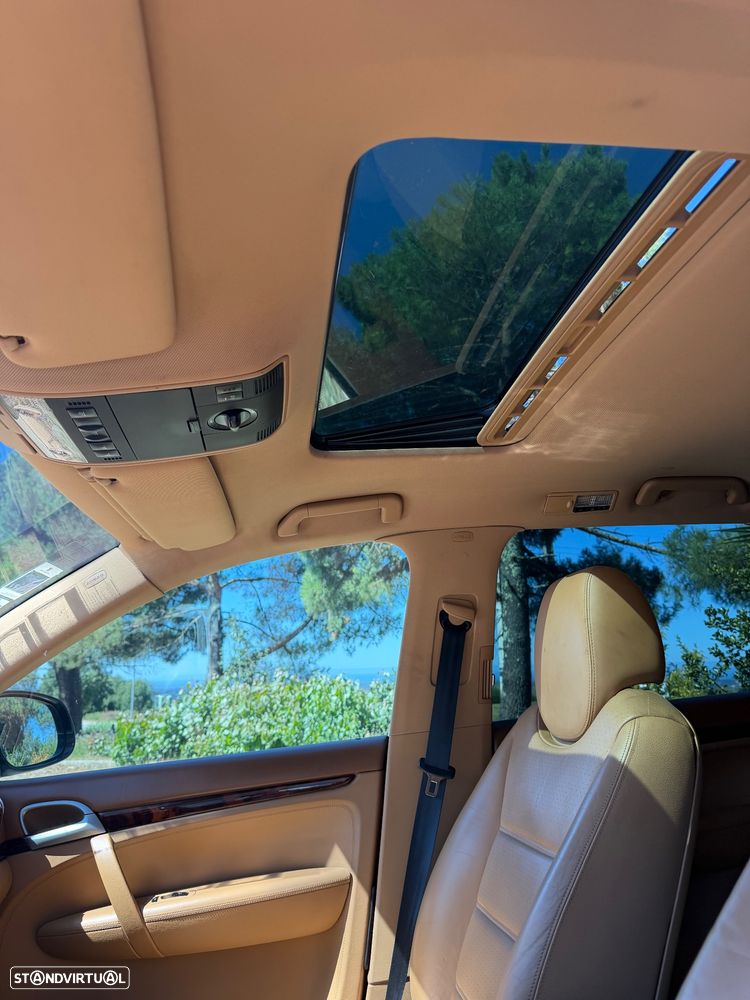 Porsche Cayenne S Tiptronic - 11