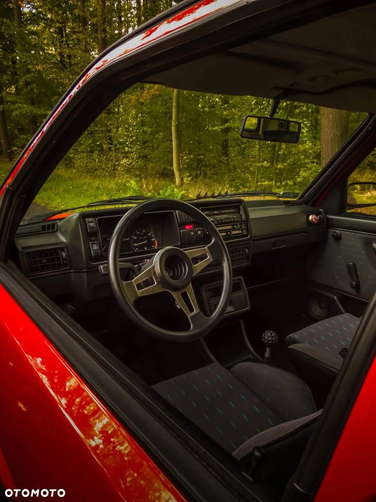 Volkswagen Golf 1.3 - 38