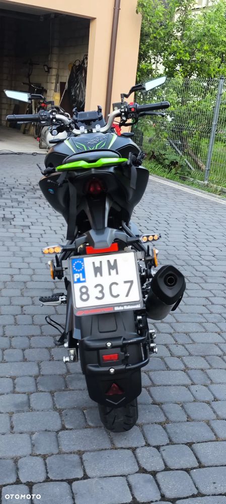 QJMOTOR SRK 125S - 9