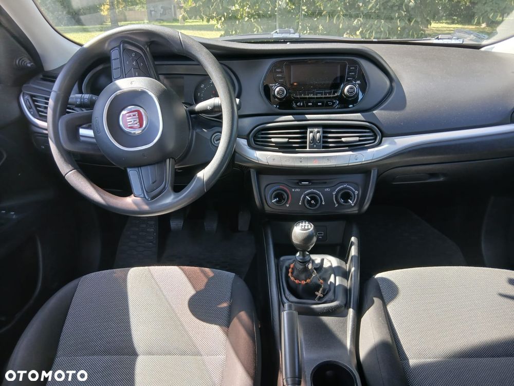 Fiat Tipo 1.4 16V - 12