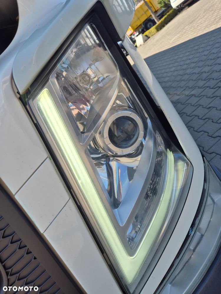 Volvo FM 340 4X2 / CHŁODNIA IZOTERMA / CARRIER VECTOR i350 / WINDA 2500KG / BEZWYPADKOWY / 1 WŁ / EURO 6 / AUTOMAT / IDEALNY / 9000KG ŁADOWNOŚĆ / WEBASTO - 23