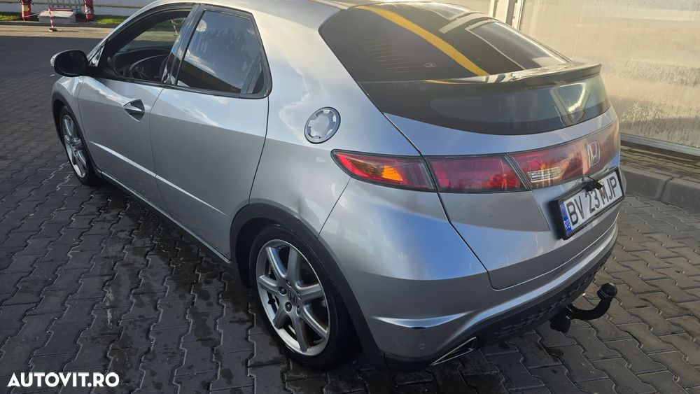 Honda Civic 1.8i Exec - 13