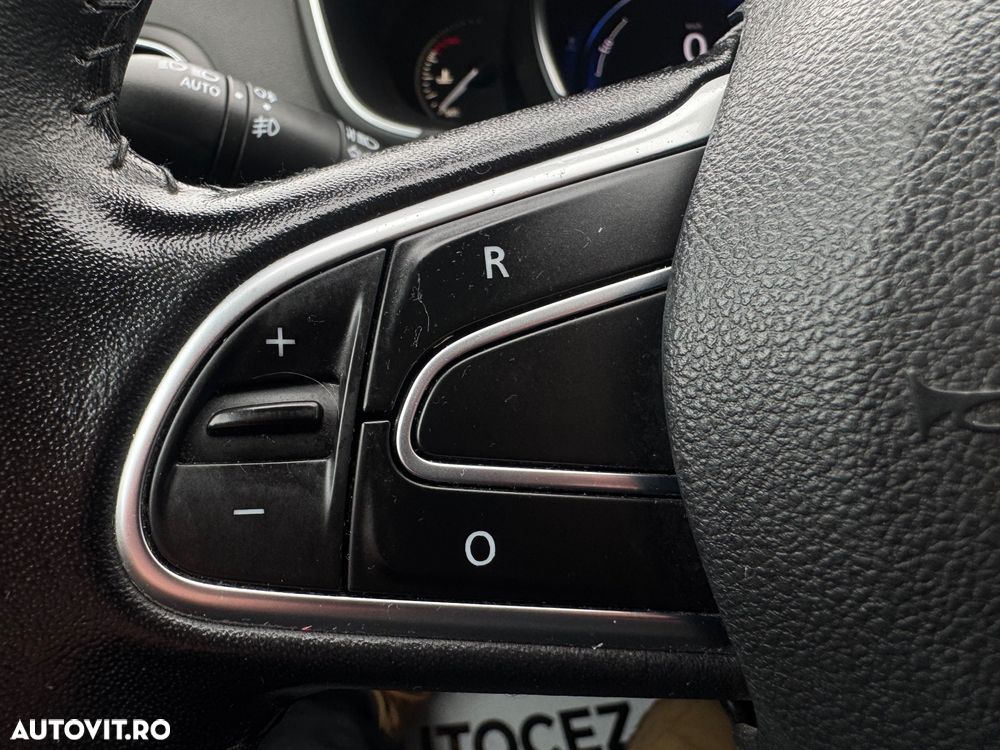 Renault Megane dCi 110 FAP LIMITED - 14