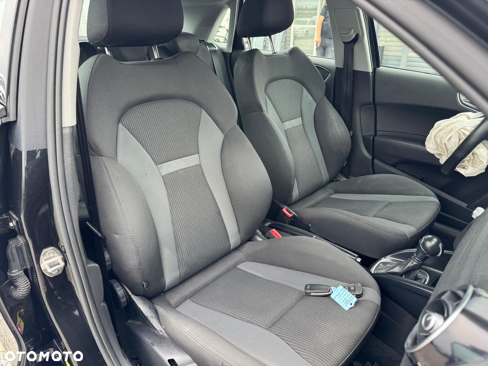 Audi A1 Sportback 1.6 TDI Design S tronic - 16