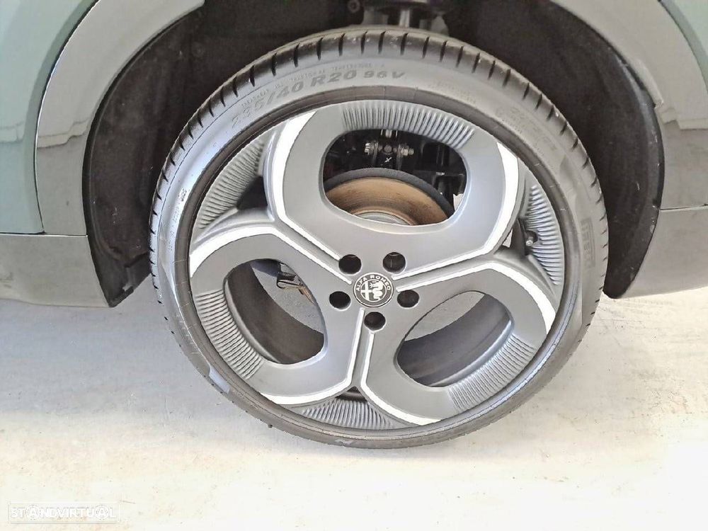 Alfa Romeo Tonale 1.5 VGT Hybrid Sport Speciale - 10