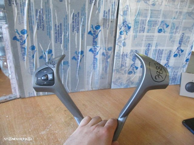 Interruptor 8A6T14K147AD FORD FIESTA 6 2009 1.4TDCI    PRETO Volante Multifunções - 5