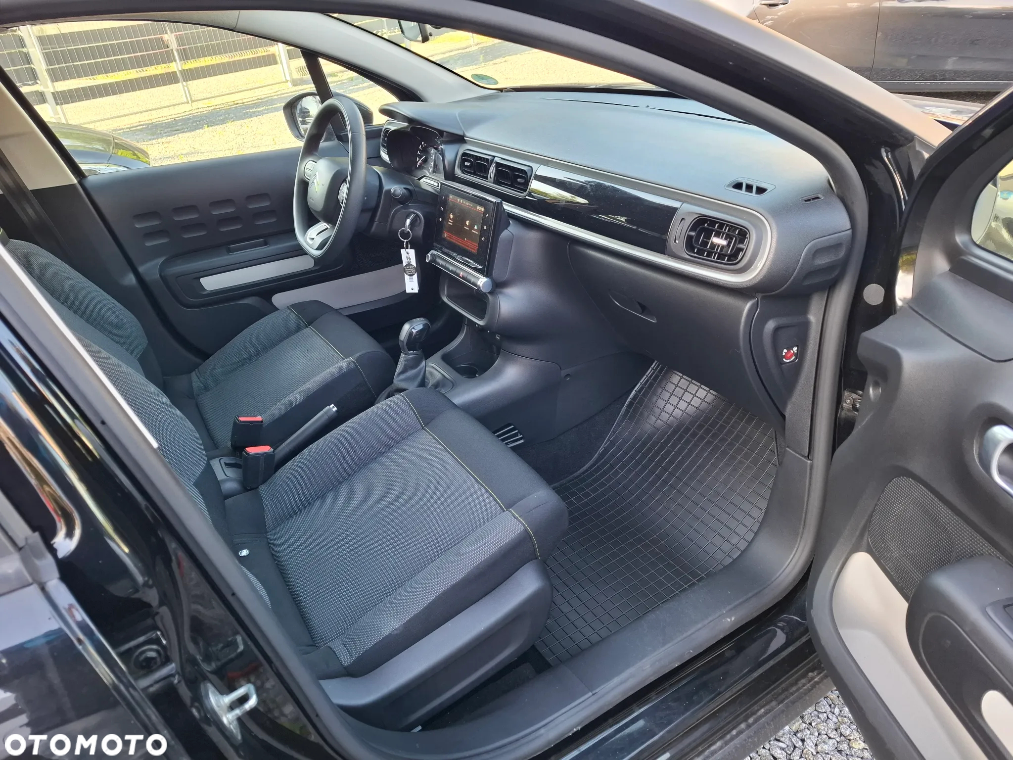 Citroën C3 Pure Tech 82 ELLE - 19
