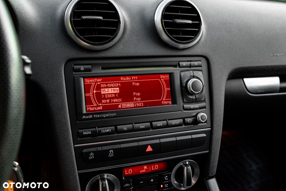 Audi A3 Sportback 2.0 TDI Ambiente - 30