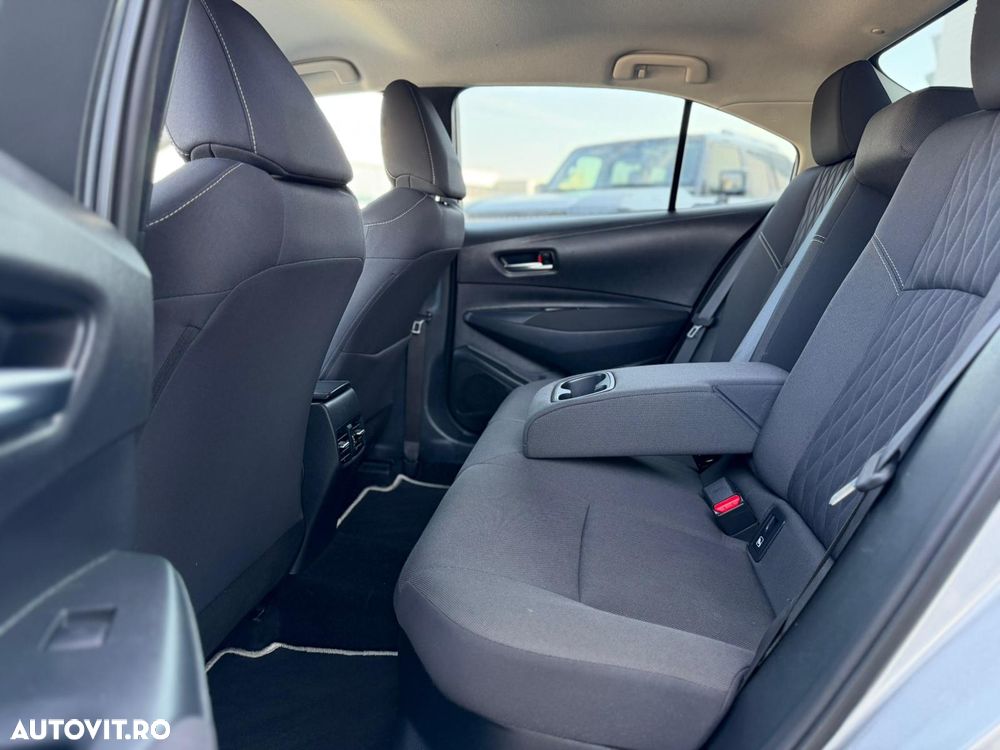Toyota Corolla 1.8 HSD Dynamic - 15