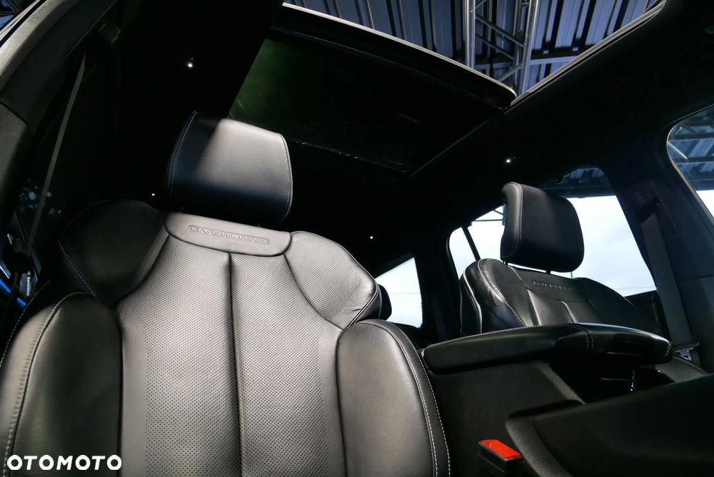 Jeep Grand Cherokee - 31