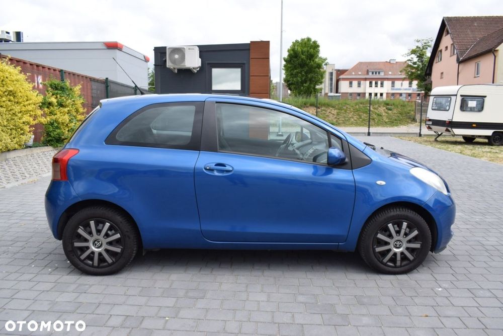 Toyota Yaris - 7