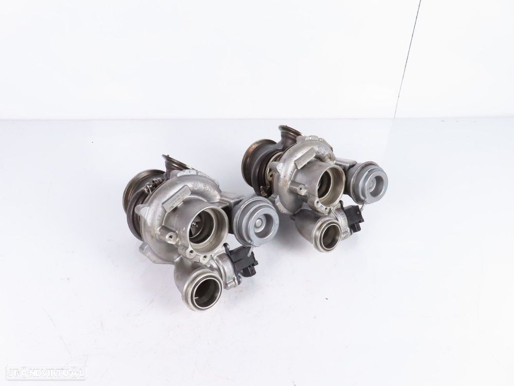 Conjunto de Turbos Usado / Original BMW X5 (E70)/BMW X6 (E71, E72)/BMW 7 (F01, F... - 2