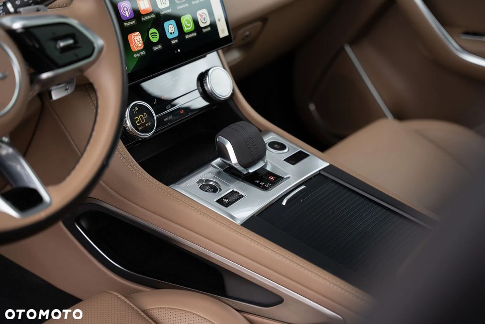 Jaguar F-Pace D200 AWD R-Dynamic SE - 30