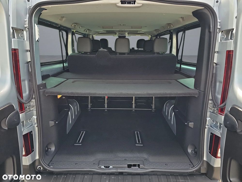 Renault Trafic - 40