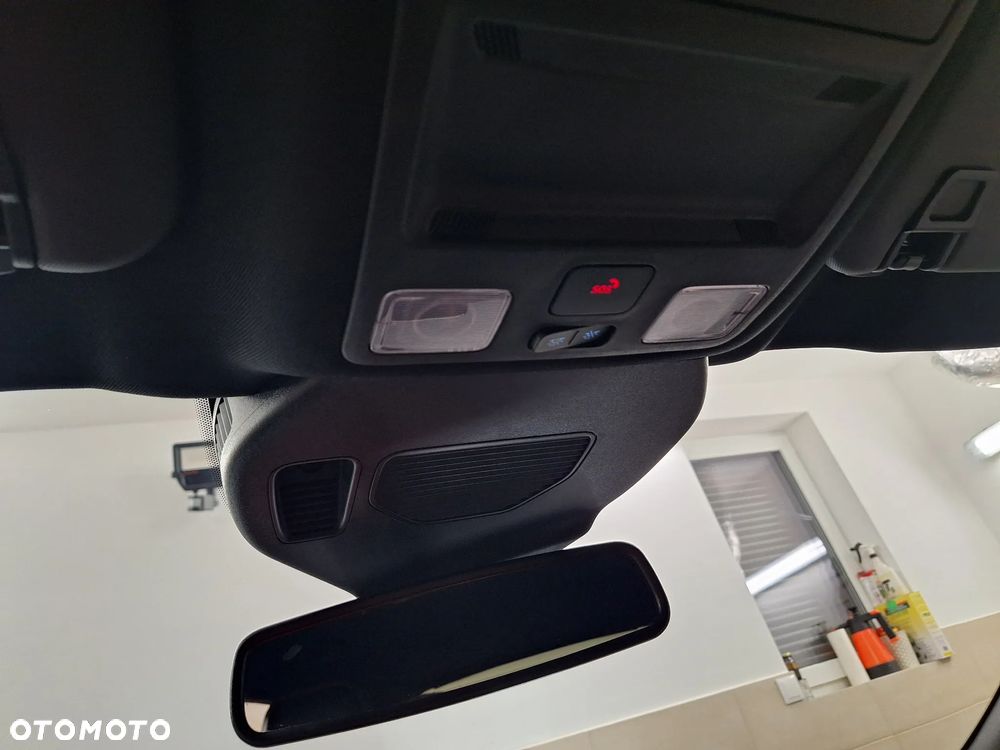 Ford Kuga 2.0 EcoBlue 4x4 ST-LINE X - 35