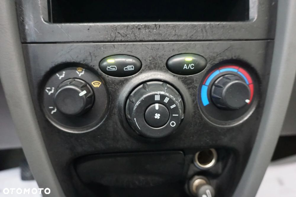 Hyundai Santa Fe - 31