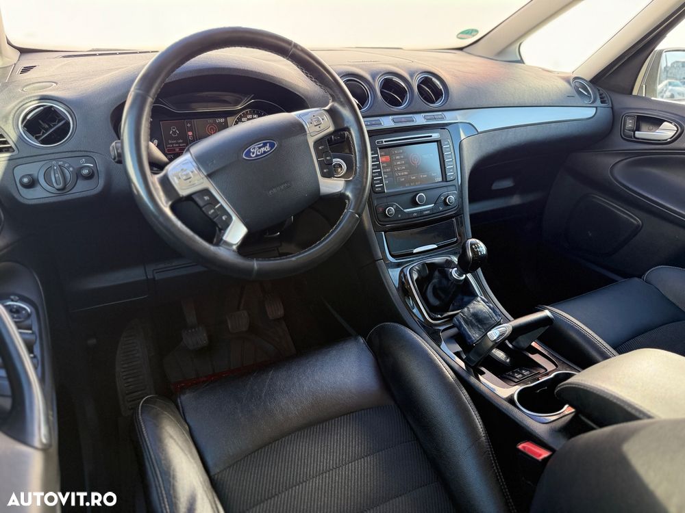 Ford Galaxy - 5