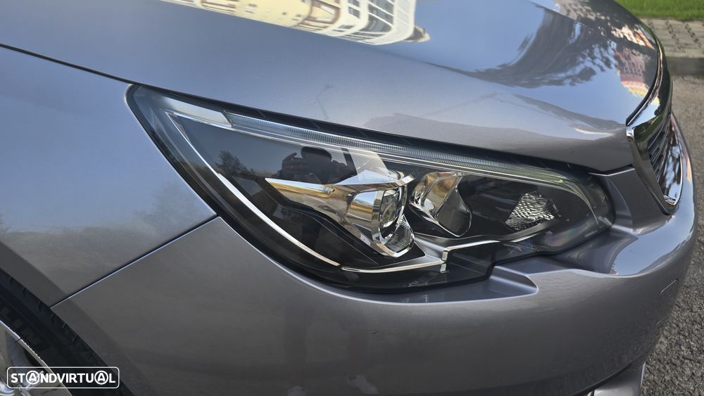 Peugeot 308 1.5 BlueHDi Style - 19