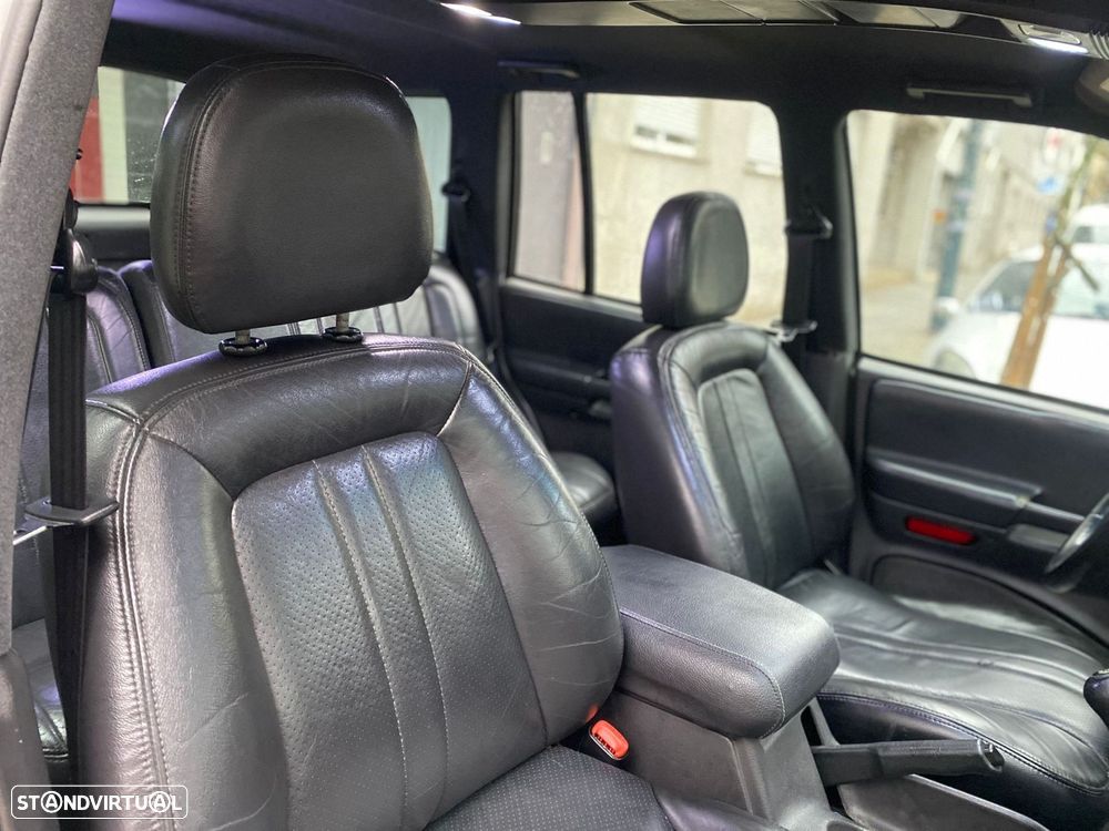 Jeep Grand Cherokee 2.5 TD Laredo - 24