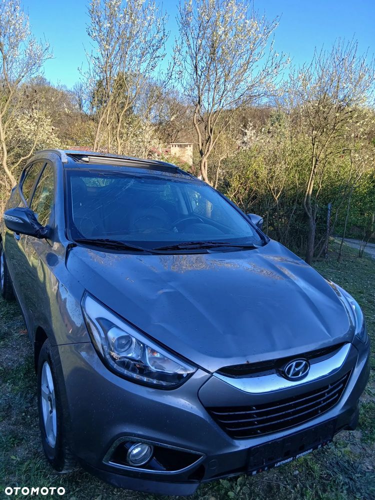Hyundai ix35 2.0 CRDi 4WD Automatik Fifa World Cup Gold Edition - 3
