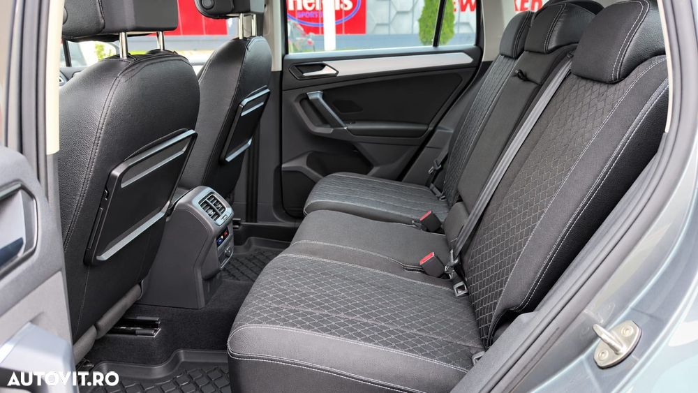 Volkswagen Tiguan - 11