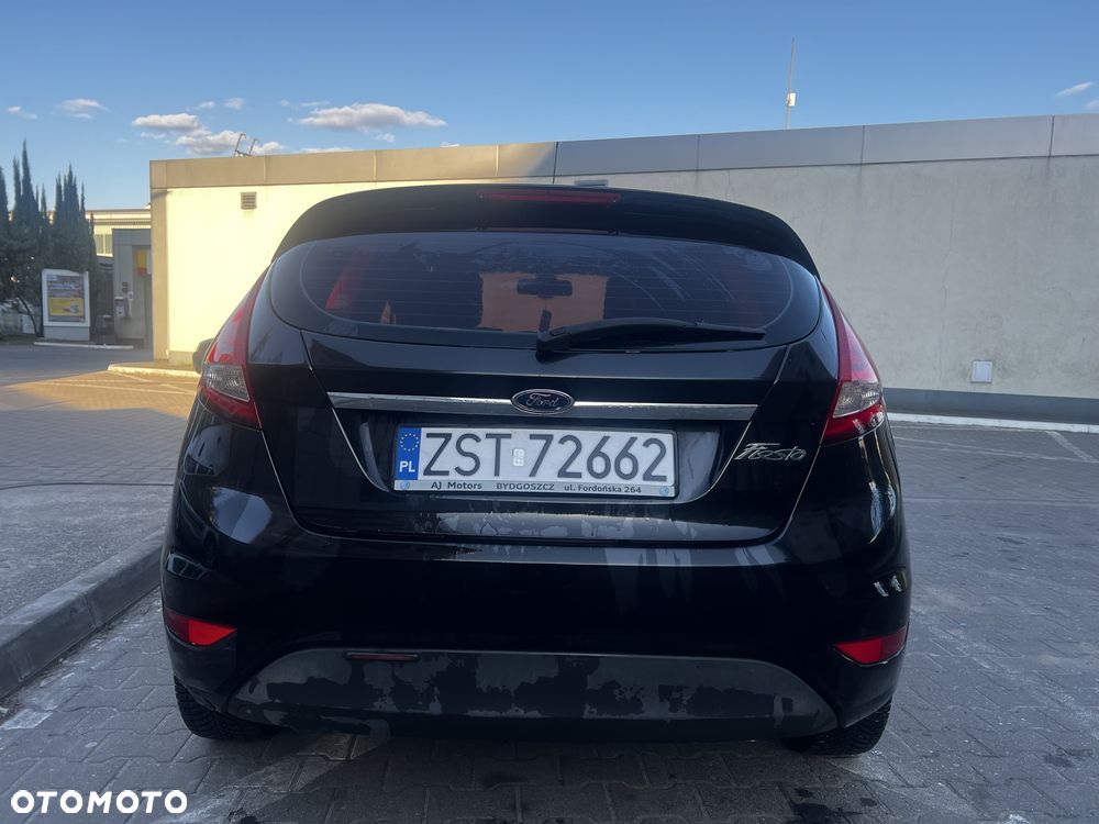 Ford Fiesta - 5