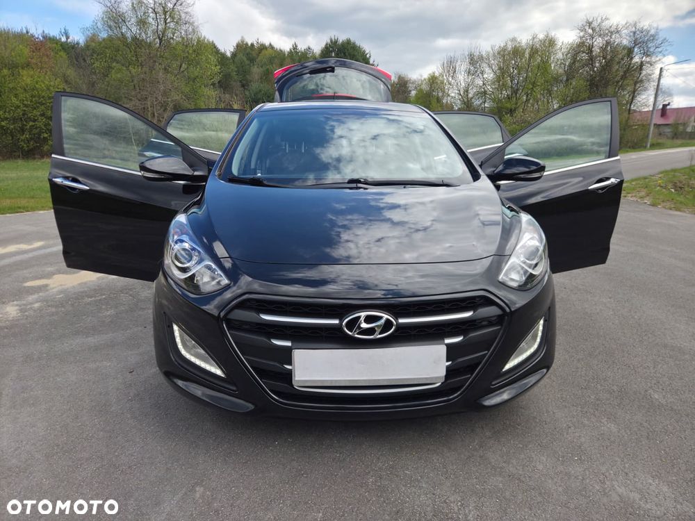 Hyundai i30 1.4 Base - 22