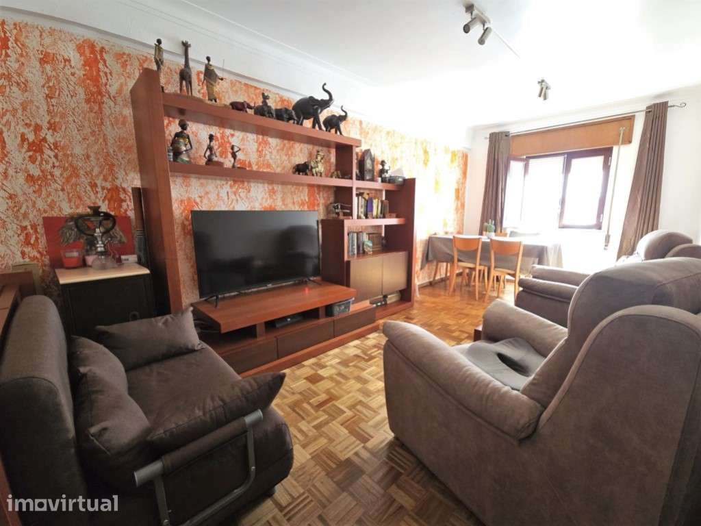 Apartamento T2 - Centro - Grande imagem: 2/15