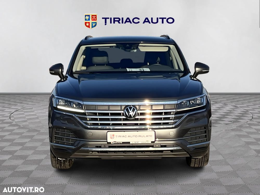 Volkswagen Touareg - 9