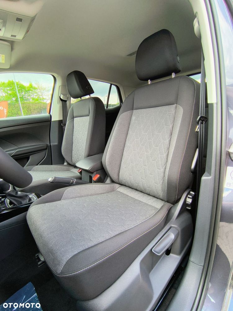 Volkswagen T-Cross - 10