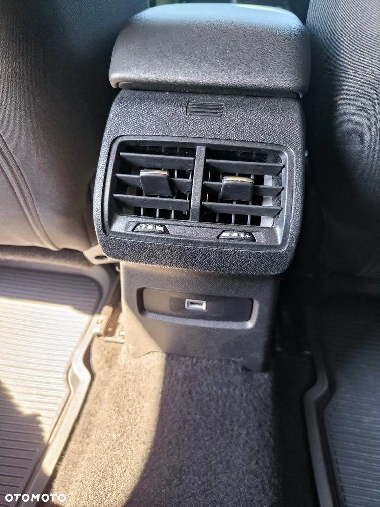 Citroën C4 PureTech 100 Stop&Start LIVE PACK - 18
