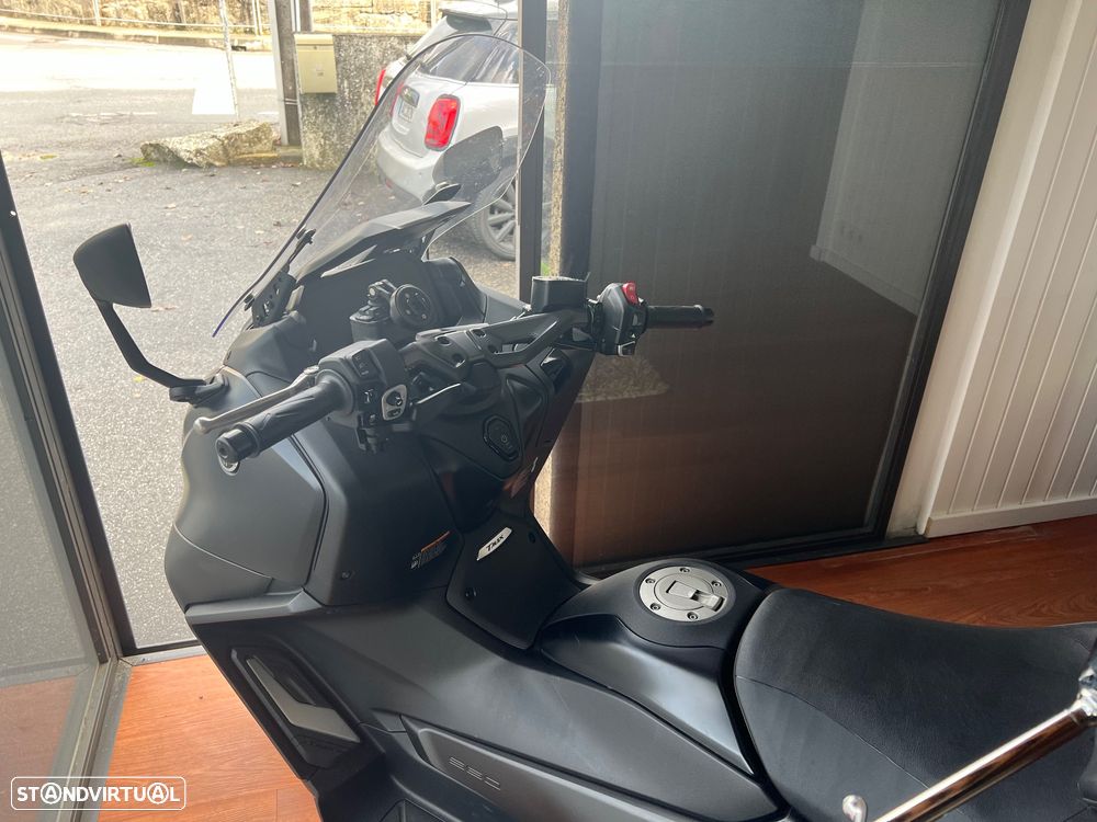 Yamaha TMAX 560 - 4