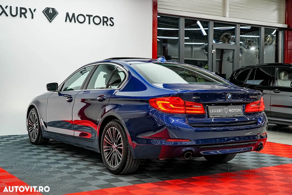 BMW Seria 5 530i xDrive Aut. Sport Line - 11