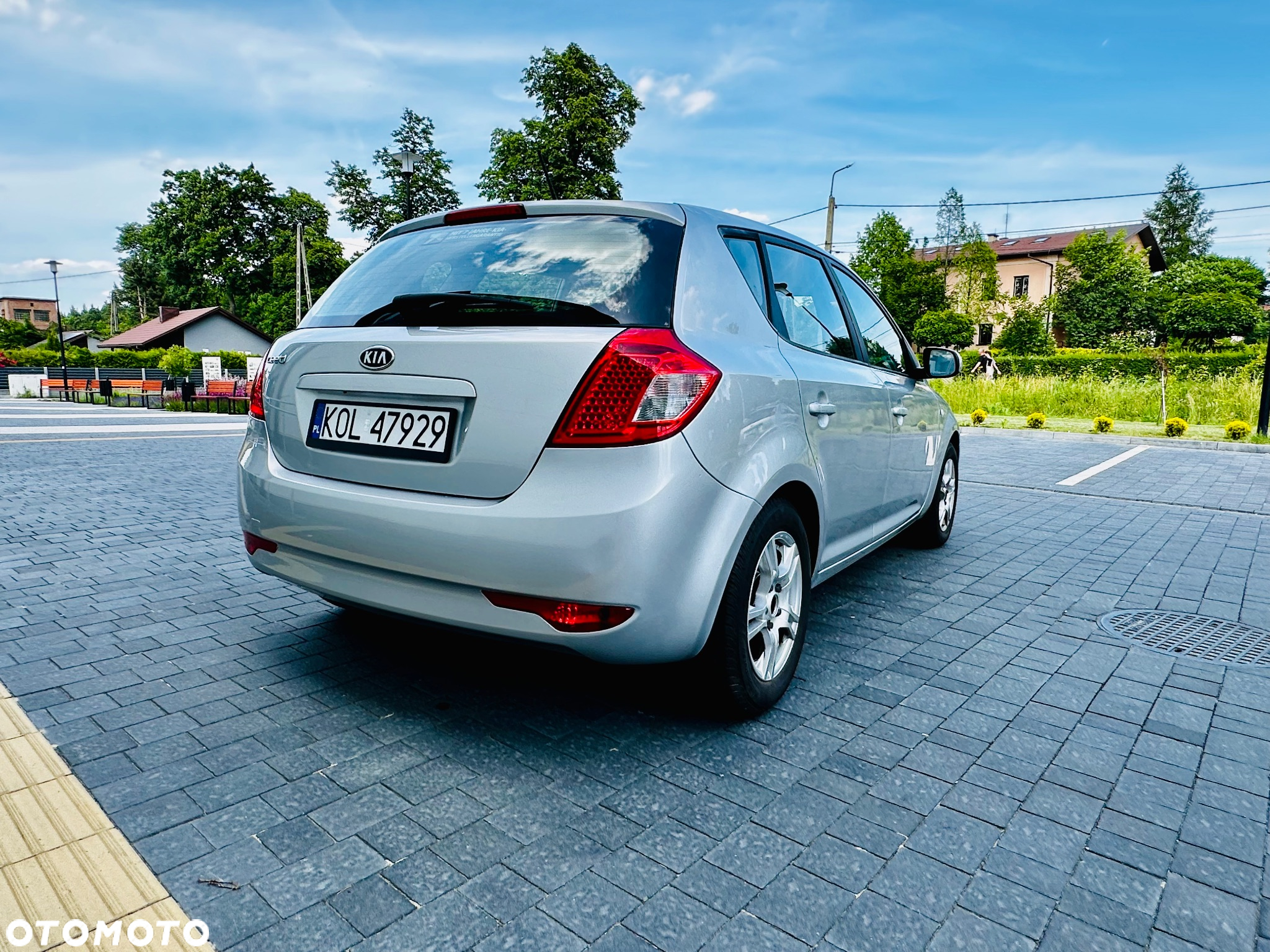 Kia Ceed 1.4 CVVT Spirit - 12