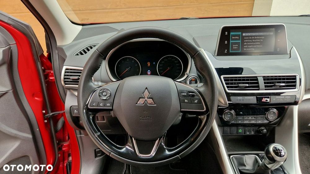 Mitsubishi Eclipse Cross - 27