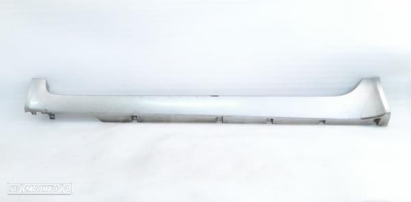 Embaladeira Plastica Nissan Primera (P12) - 1