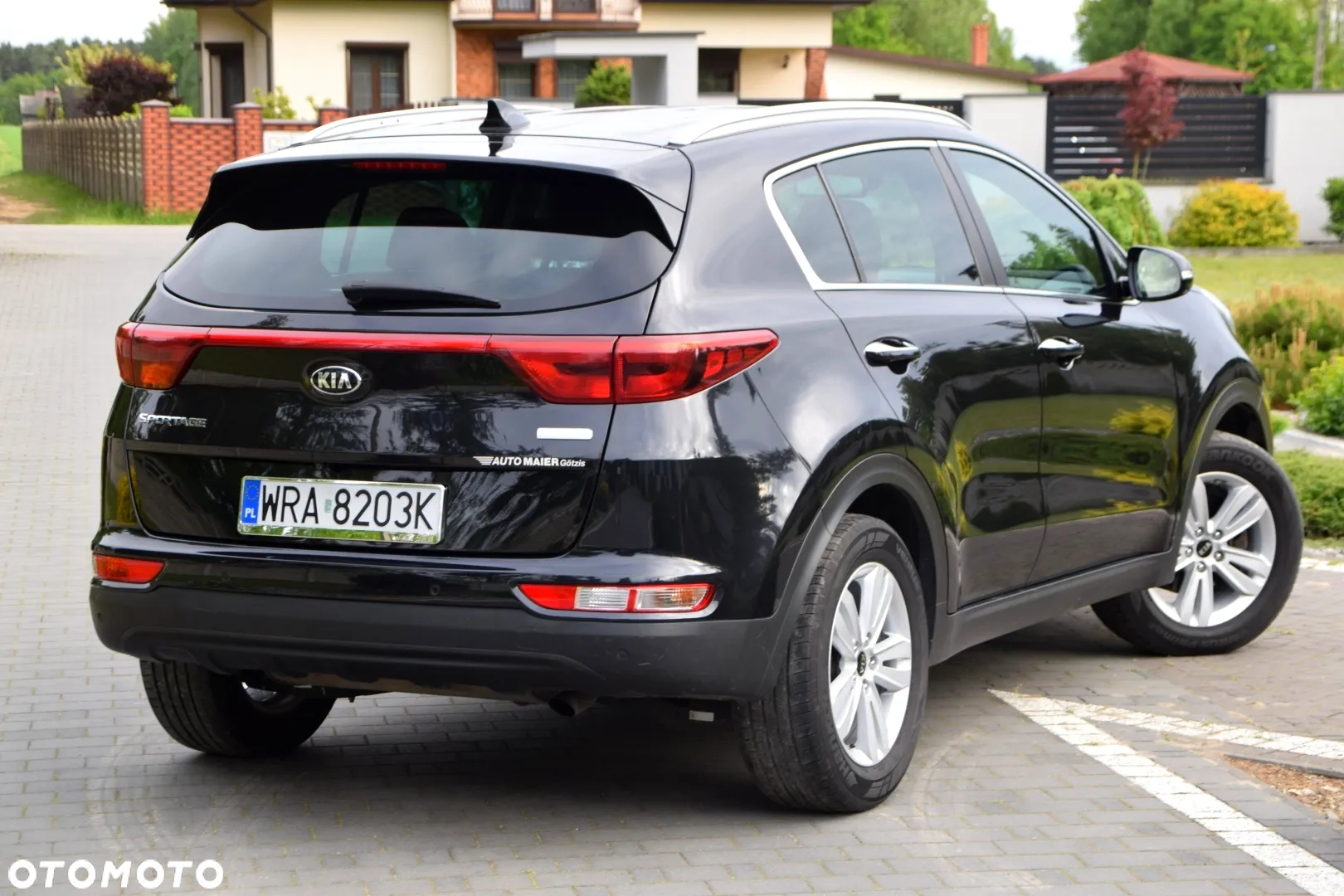 Kia Sportage 1.7 CRDI 2WD Dream-Team Edition - 13