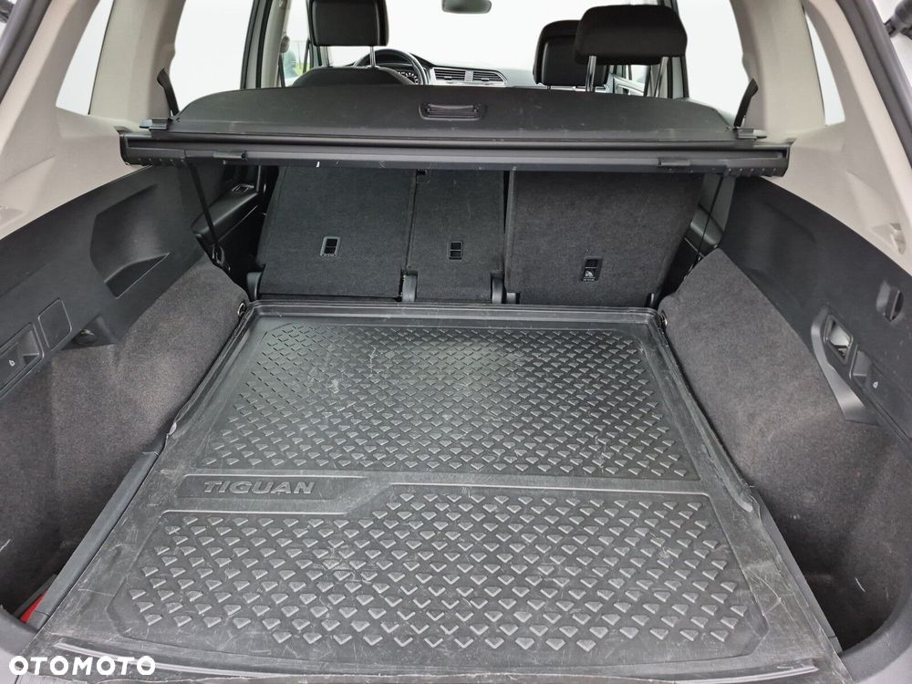 Volkswagen Tiguan Allspace 2.0 TSI 4Mot Elegance DSG - 31