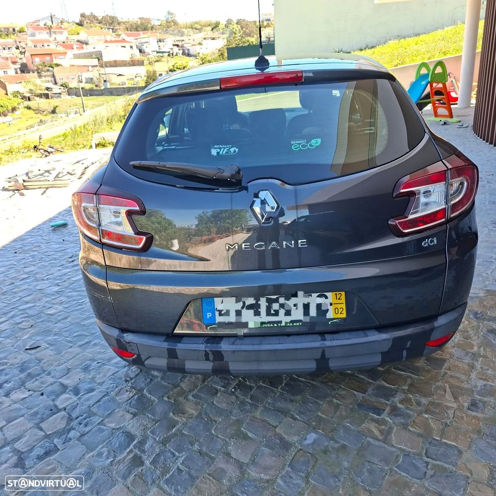 Renault Mégane ENERGY dCi 110 Start & Stop Paris - 4