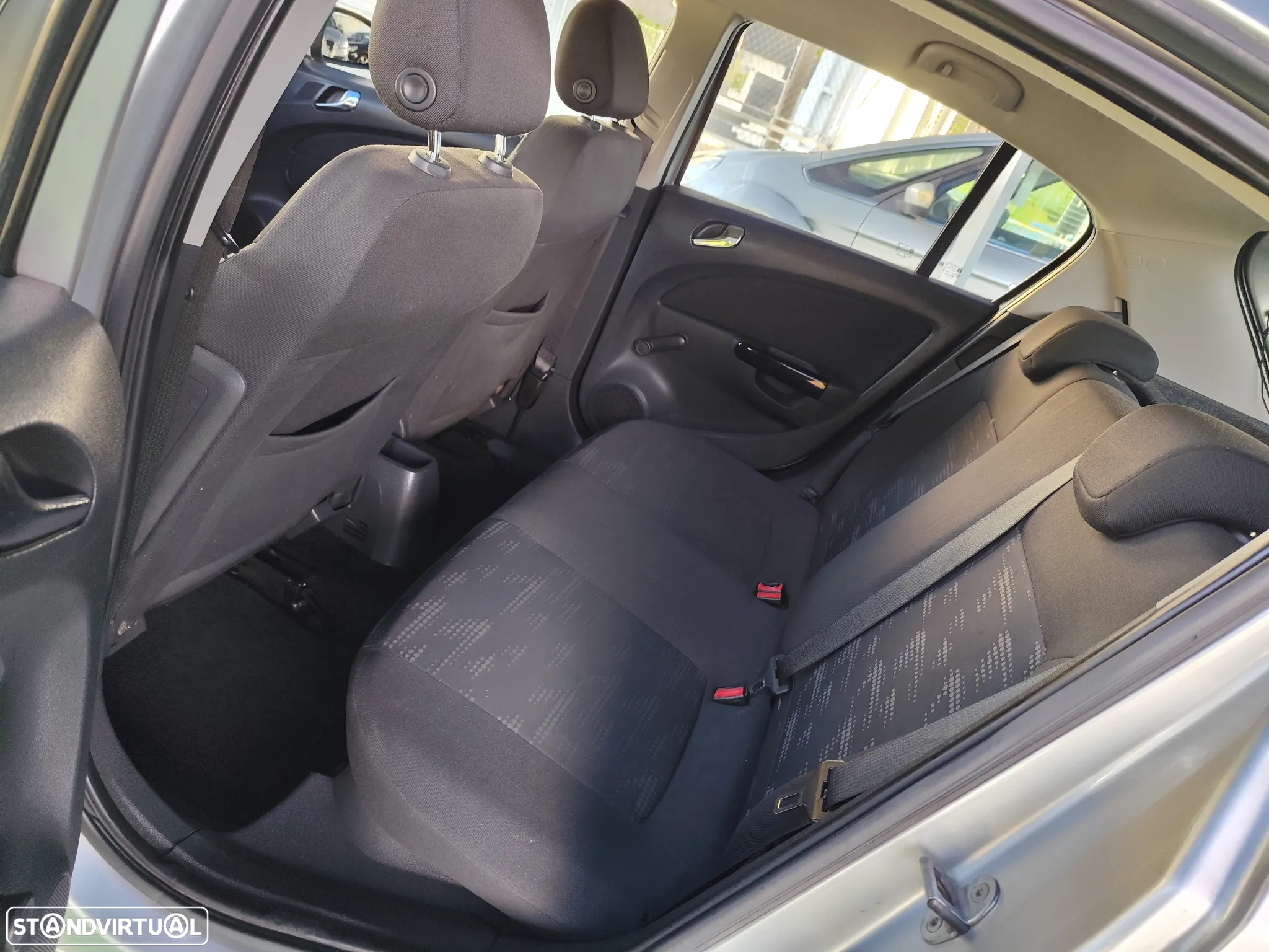 Opel Corsa 1.2 Enjoy - 21