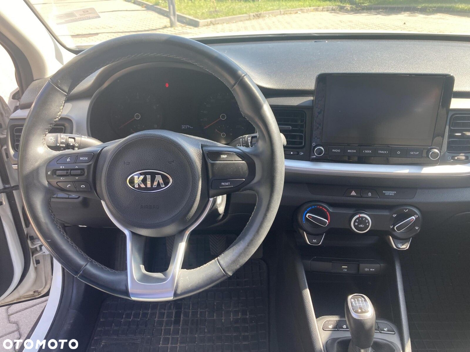 Kia Stonic 1.0 T-GDI M - 10