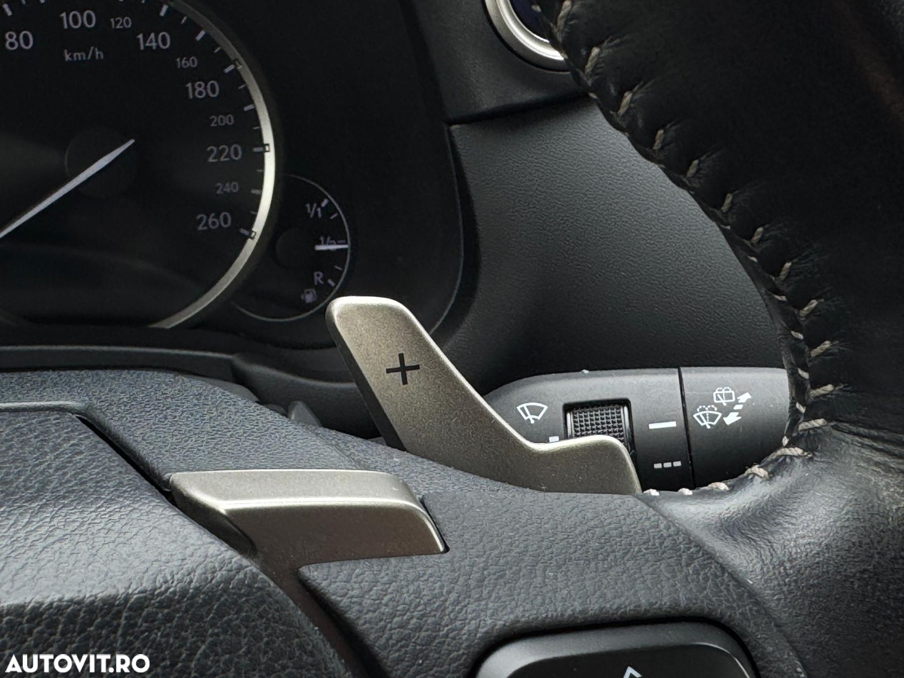 Lexus Seria NX - 21