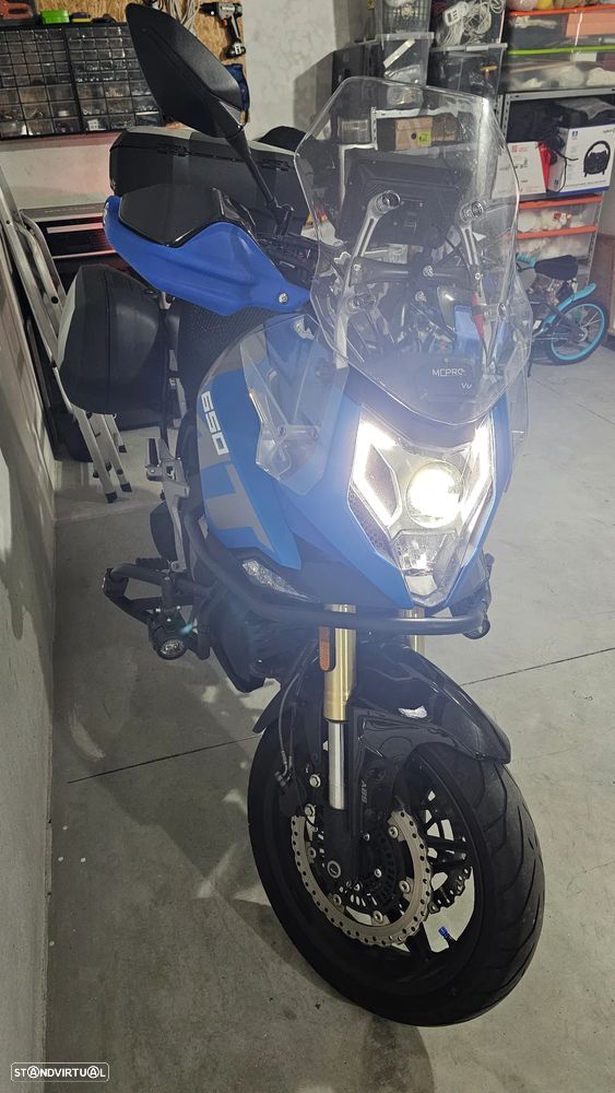 CF Moto 650MT - 8