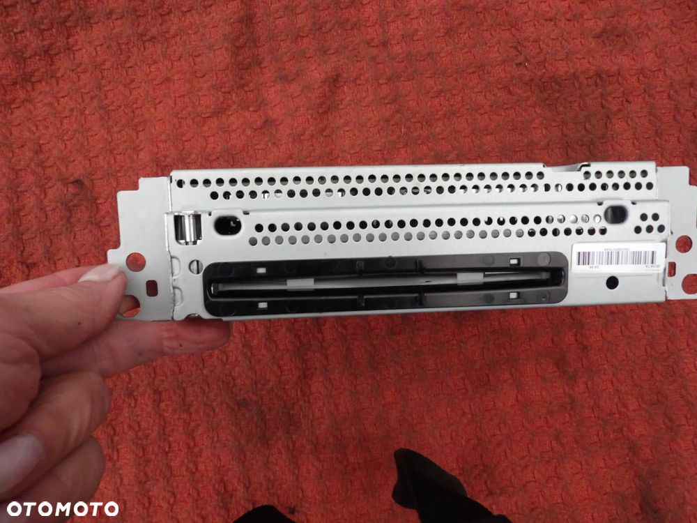 BMW - F30,F31 - RADIO , CZYTNIK - 8791692 - 1