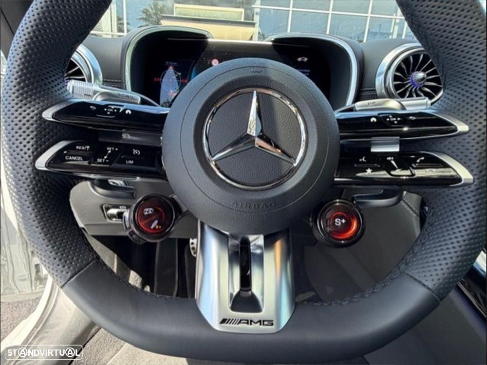 Mercedes-Benz AMG GT 43 - 18